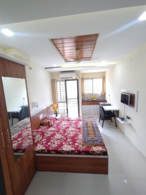 Modern efficient Studio flat with equipped Pantry